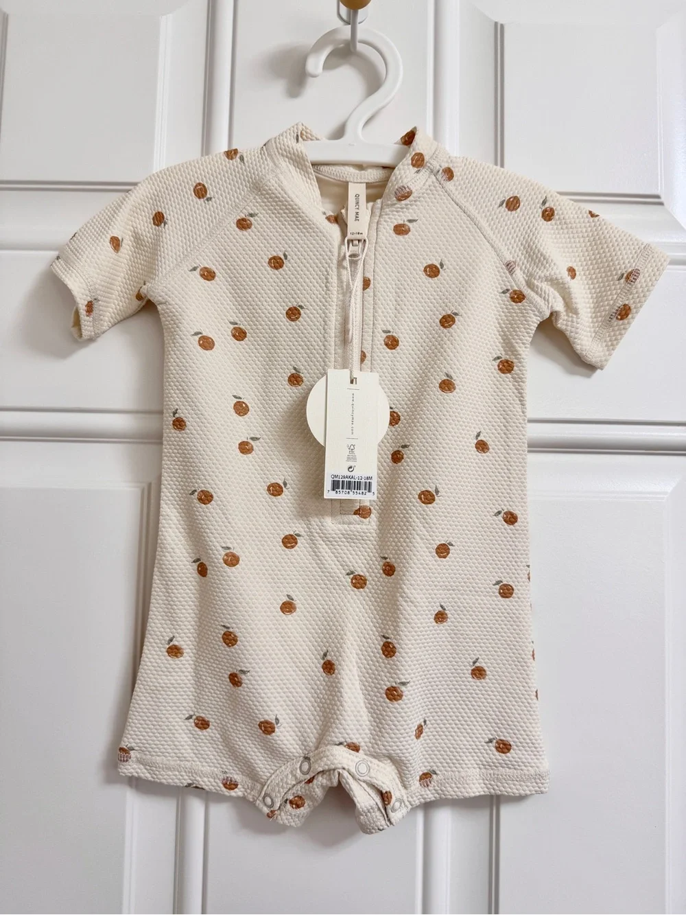 NWT QUINCY MAE ZIP RASHGUARD ONE-PIECE ORANGES 12-18m